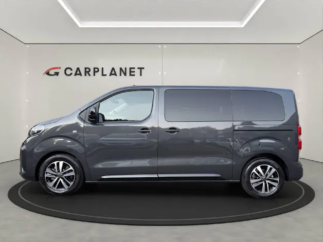 PEUGEOT Traveller Standard 2.2 BlueHDi 180  Family Edition S/S