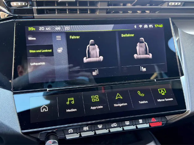 PEUGEOT 408 1.2 Hybrid GT