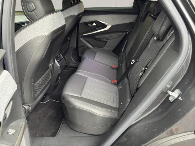PEUGEOT 3008 1.2 Hybrid GT