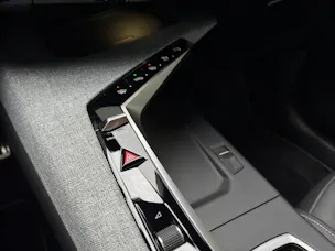 PEUGEOT 3008 1.2 Hybrid GT