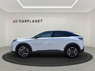 PEUGEOT 3008 e-Allure Premium AWD