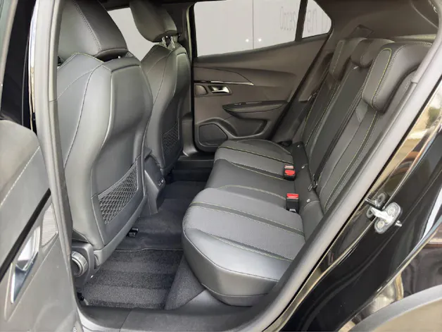 PEUGEOT 2008 1.2 Hybrid 145 GT