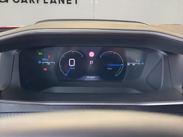 PEUGEOT 2008 1.2 Hybrid 145 GT