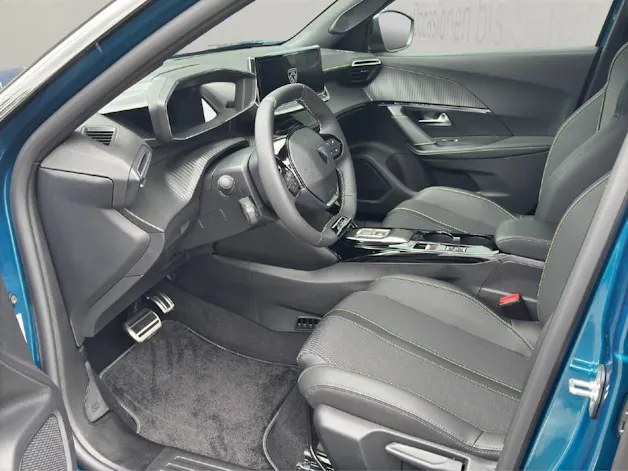 PEUGEOT 2008 1.2 Hybrid 145 GT
