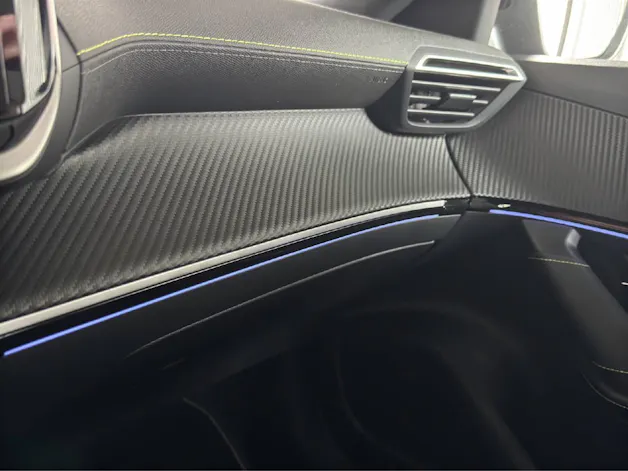 PEUGEOT 2008 1.2 Hybrid 145 GT