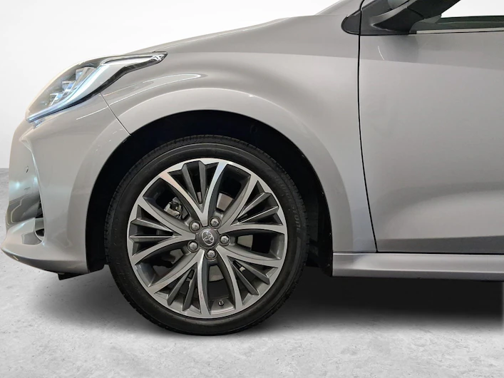 Fahrzeugbild TOYOTA YARIS