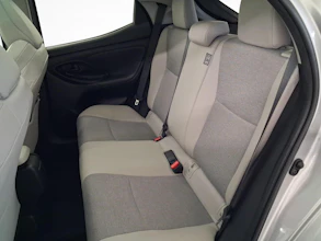 https://vehicle.imgix.net/4483721/6f97ba11-d82c-4ad6-9836-6398fb75456d.jpg
