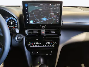 Toyota Yaris Cross 1.5 VVT-i HSD Premium AWD-i