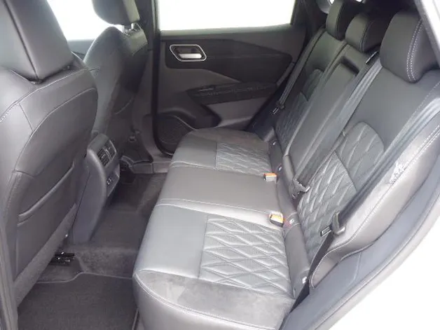 NISSAN Qashqai 1.3 DIG-T Tekna+ 4x4 Aut.