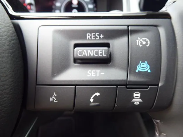 NISSAN Qashqai 1.3 DIG-T Tekna+ 4x4 Aut.
