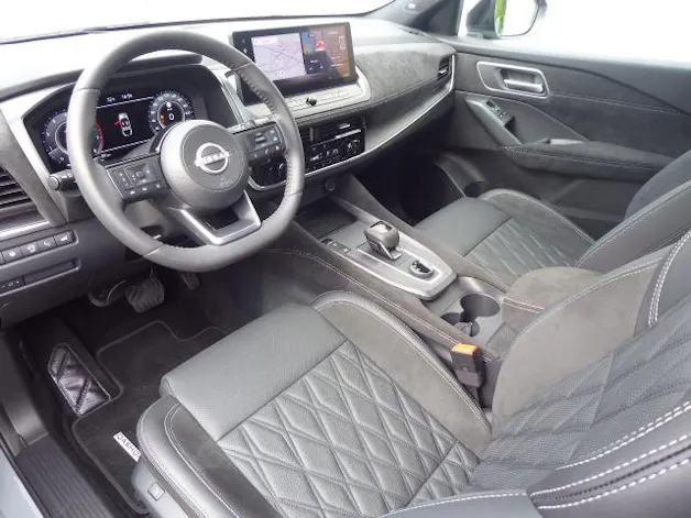 NISSAN Qashqai 1.3 DIG-T Tekna+ 4x4 Aut.