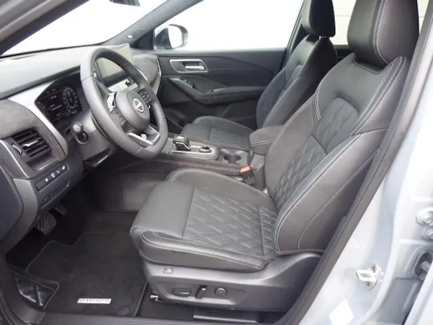 NISSAN Qashqai 1.3 DIG-T Tekna+ 4x4 Aut.