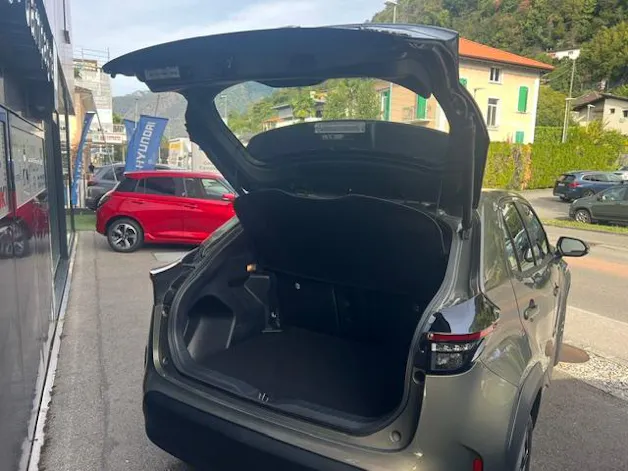 Toyota Yaris Cross 1.5 VVT-i HSD Trend AWD-i