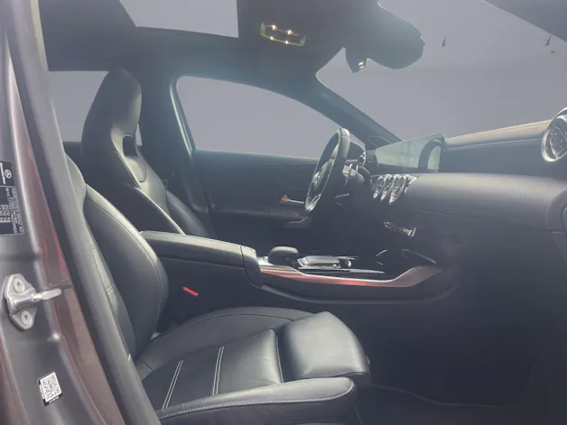 MERCEDES-BENZ A-Klasse W177 A 35 AMG 4matic