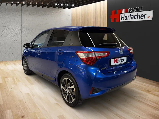 Toyota Yaris 1.5 VVT-i HSD Trend