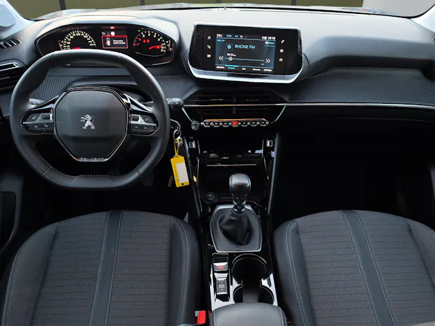 PEUGEOT 208 1.2 PureTech 100 Allure