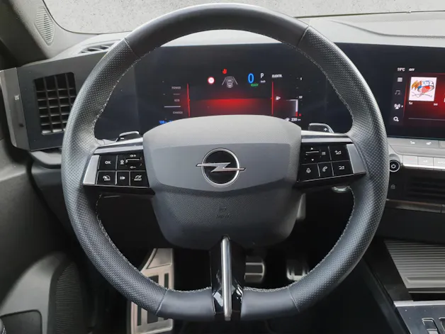 OPEL Astra 1.6 T PHEV 180 Swiss Plus
