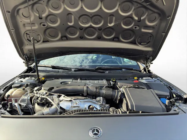 MERCEDES-BENZ A 250 AMG Line 4Matic Edition 1