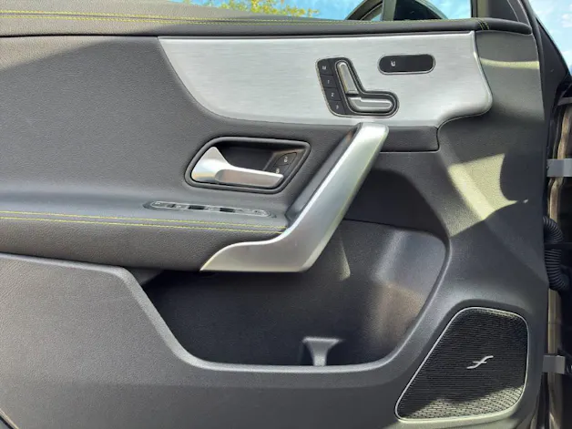 MERCEDES-BENZ A 250 AMG Line 4Matic Edition 1
