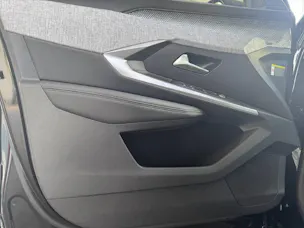 PEUGEOT 5008 1.6 PHEV 225 GT