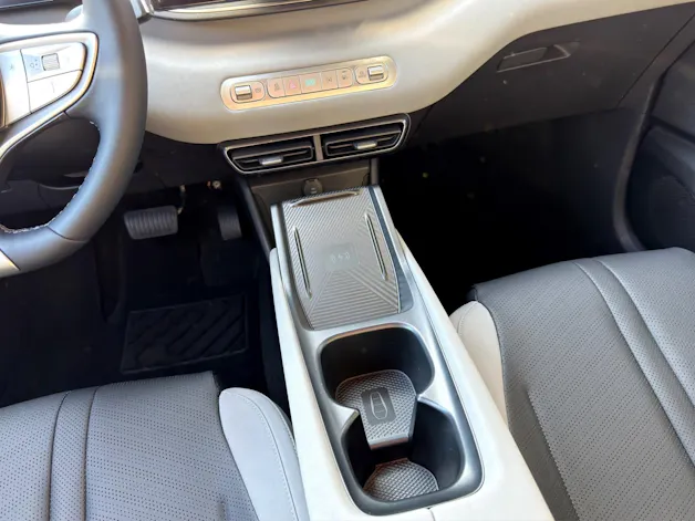 BYD Dolphin Surf Comfort
