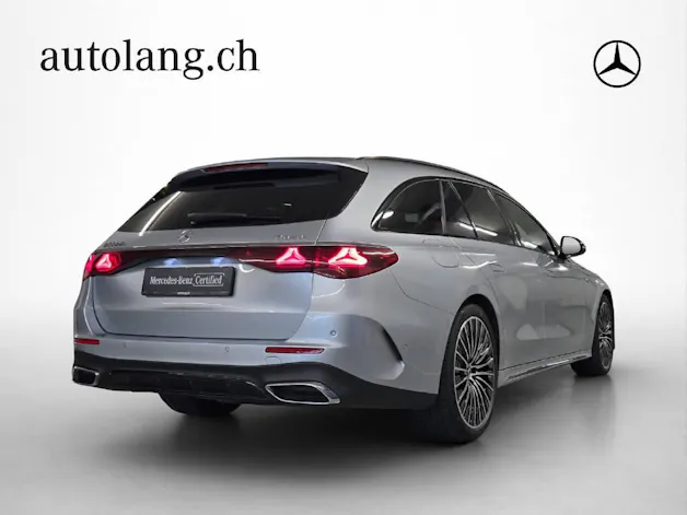 MERCEDES-BENZ E 300 de AMG Line 4Matic T-Modell