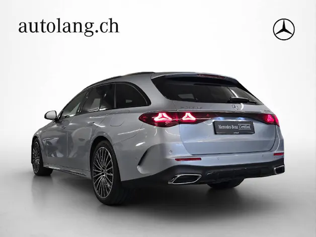 MERCEDES-BENZ E 300 de AMG Line 4Matic T-Modell