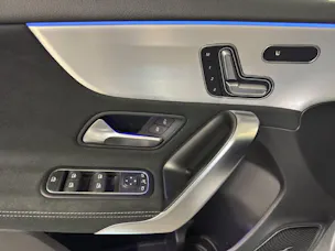 MERCEDES-BENZ A 250 AMG Line 4Matic