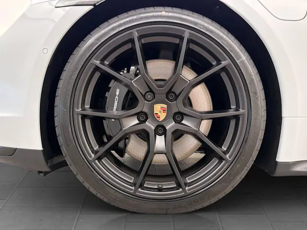 PORSCHE Taycan GTS Sport Turismo