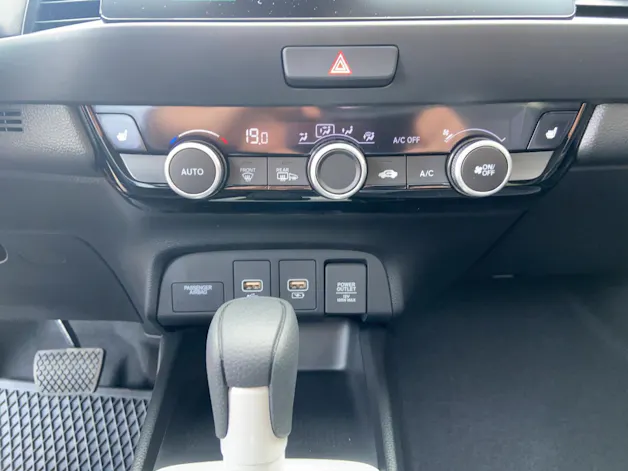 HONDA Jazz 1.5 i-MMD Elegance