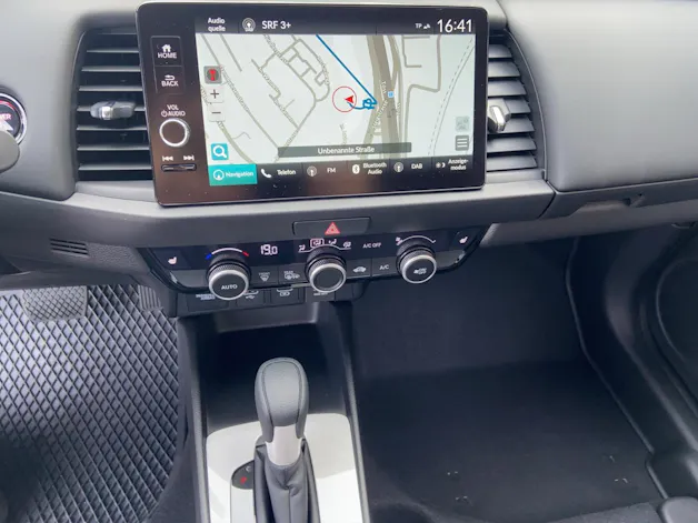 HONDA Jazz 1.5 i-MMD Elegance