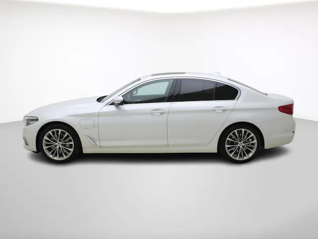 BMW 5er 530e xDrive Luxury Line