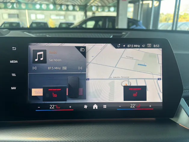 BMW X1 U11 30e xDrive paddles