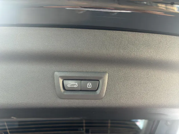 BMW X1 U11 30e xDrive paddles