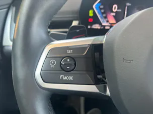BMW X1 U11 30e xDrive paddles