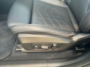 BMW X1 U11 30e xDrive paddles