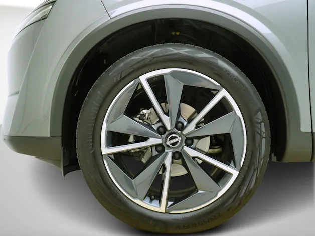NISSAN Qashqai 1.3 DIG-T Tekna 4x4