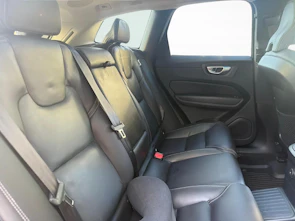 image du véhicule VOLVO XC60 2.0 T8 TE Ultimate Dark eAWD