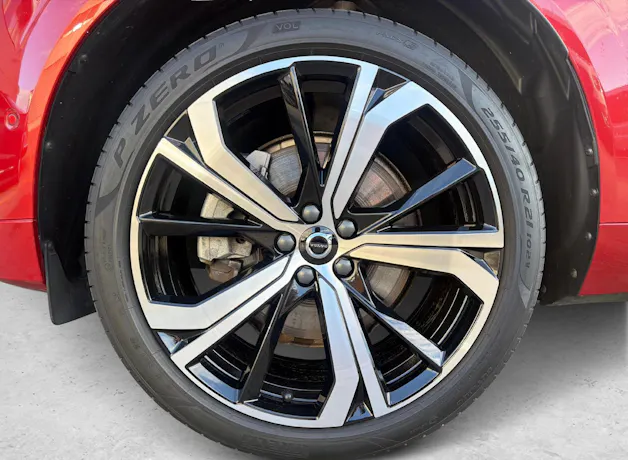 VOLVO XC60 2.0 T8 TE Ultimate Dark eAWD