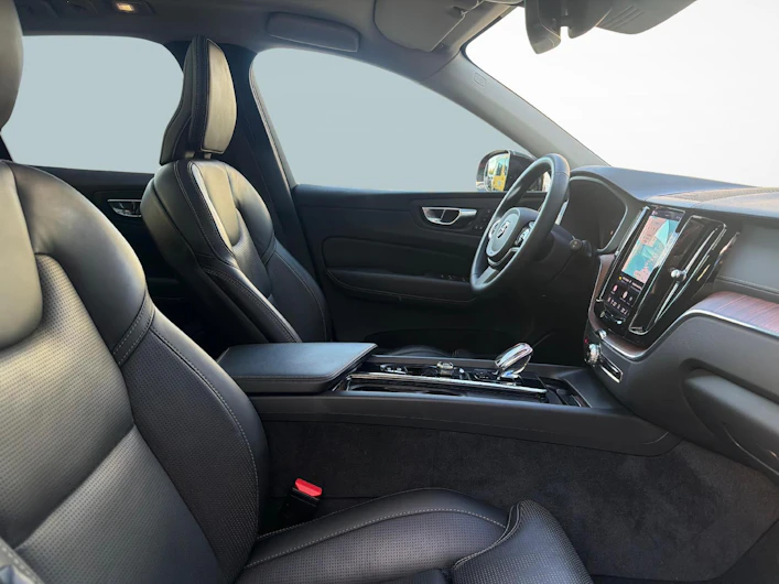 image du véhicule VOLVO XC60