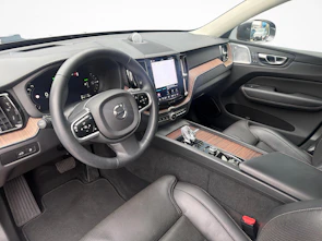 Fahrzeugbild VOLVO XC60 2.0 T8 TE Ultimate Bright eAWD