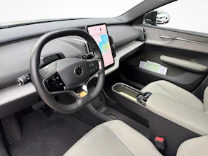 https://vehicle.imgix.net/4484173/1dec2c54-4e70-4fb6-a960-494f1f585d6a.jpg