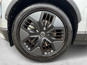 https://vehicle.imgix.net/4484173/c01f61c0-0c73-4405-b323-d90db7d19d1c.jpg