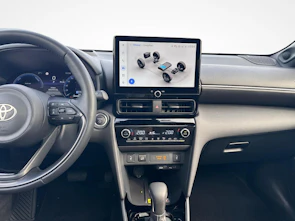 Fahrzeugbild TOYOTA Yaris Cross 1.5 VVT-i HSD Premium AWD-i