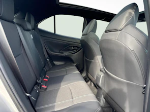 Fahrzeugbild TOYOTA Yaris Cross 1.5 VVT-i HSD Premium AWD-i