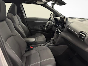 Fahrzeugbild TOYOTA Yaris Cross 1.5 VVT-i HSD Premium AWD-i