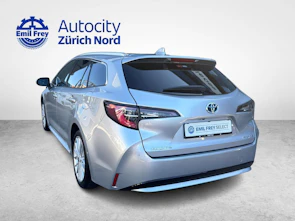 Fahrzeugbild TOYOTA Corolla Touring Sports 1.8 HSD Trend