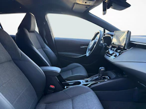 https://vehicle.imgix.net/4484187/d09d8e2b-52a1-4c0c-8a41-47c246b908f1.jpg