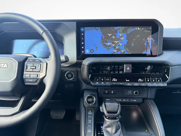 Toyota Land Cruiser 2.8 D 48V Style