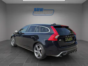 VOLVO V60 1.6 T4 Kinetic R-Design